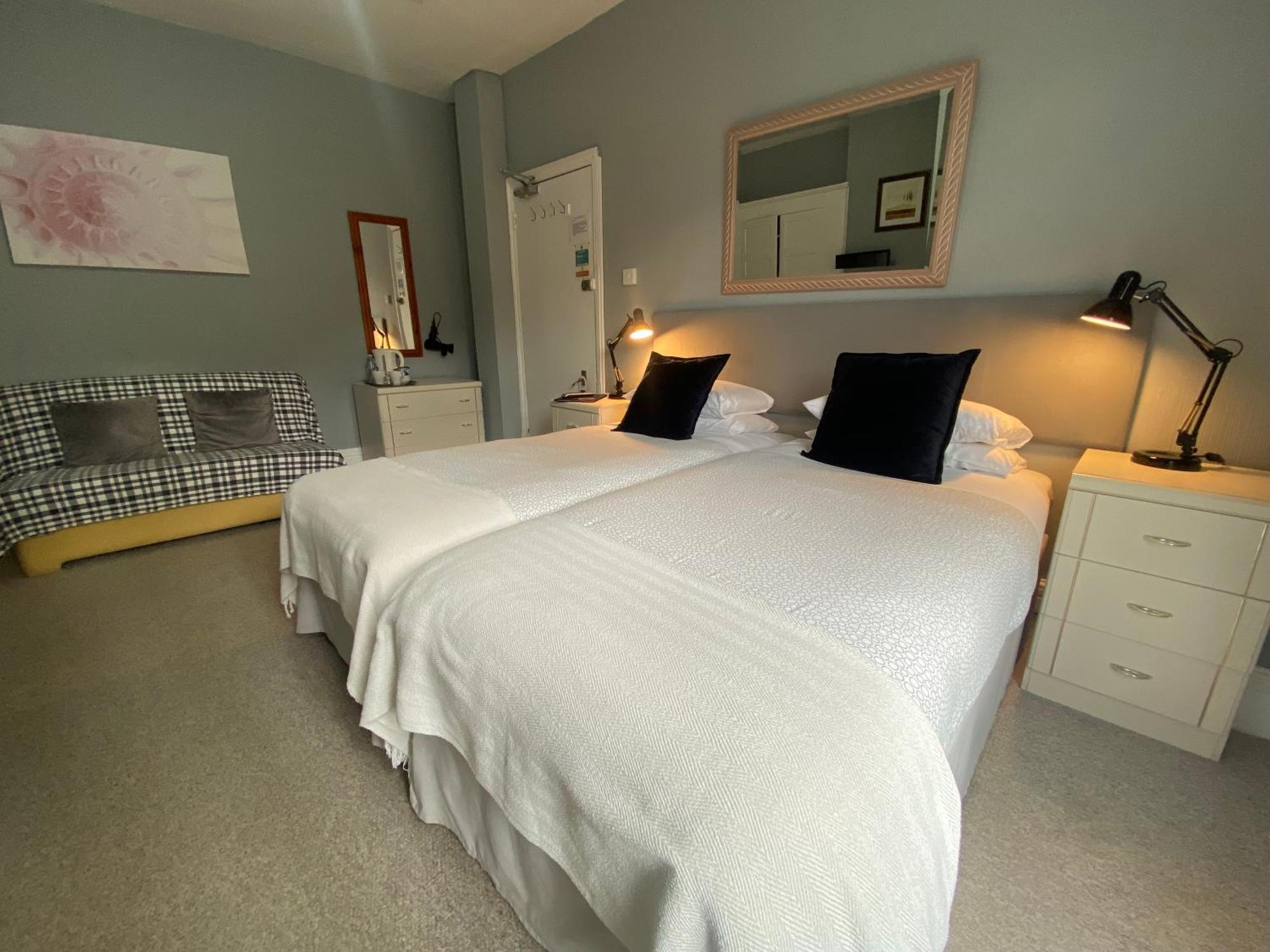 Marlborough Hotel Шанклин Екстериор снимка
